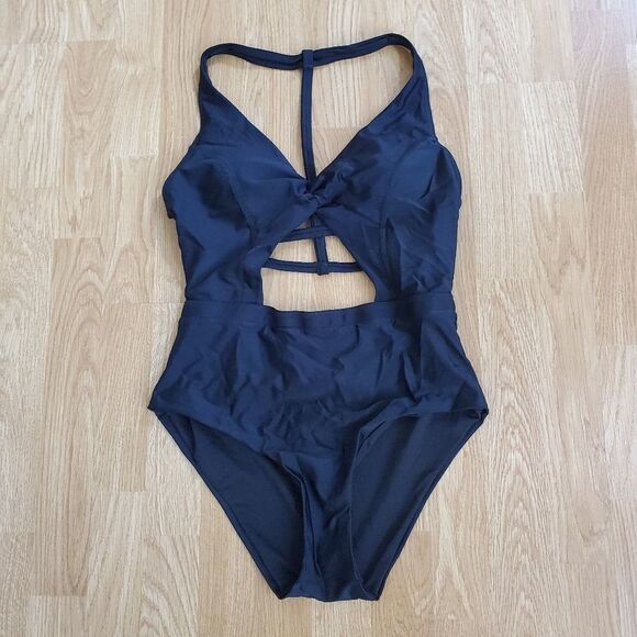 BCA by Rebecca Virtue Free To Be One Piece Swimsuit Size Small & Large - Picture 2 of 12